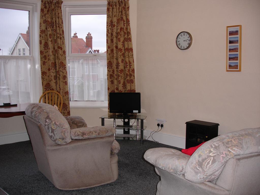 Beachmount Holiday Apartments Rhos-on-Sea Bagian luar foto
